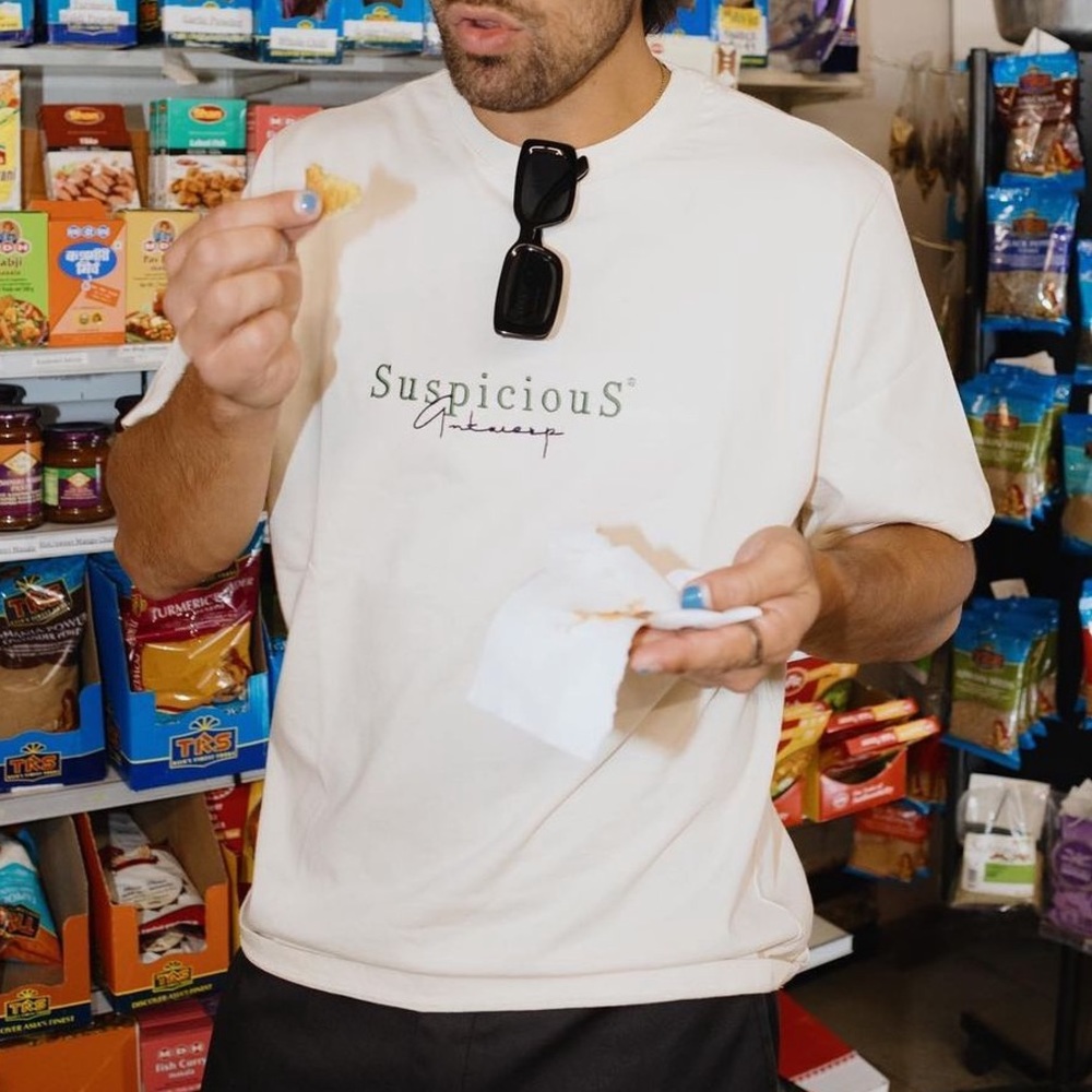 Suspicious Antwerp White Classic Log Tee Shirt size Large